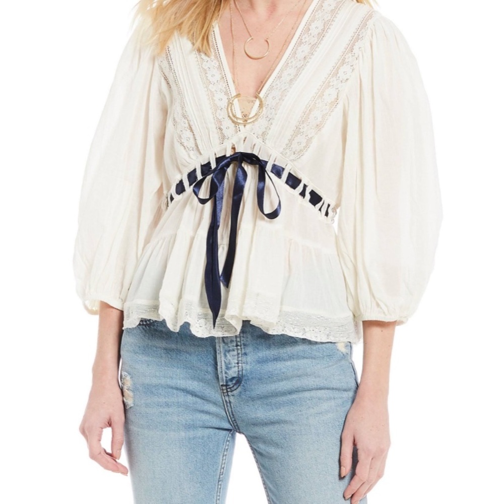 NEW With Tags Free People Favorite Romance Tunic